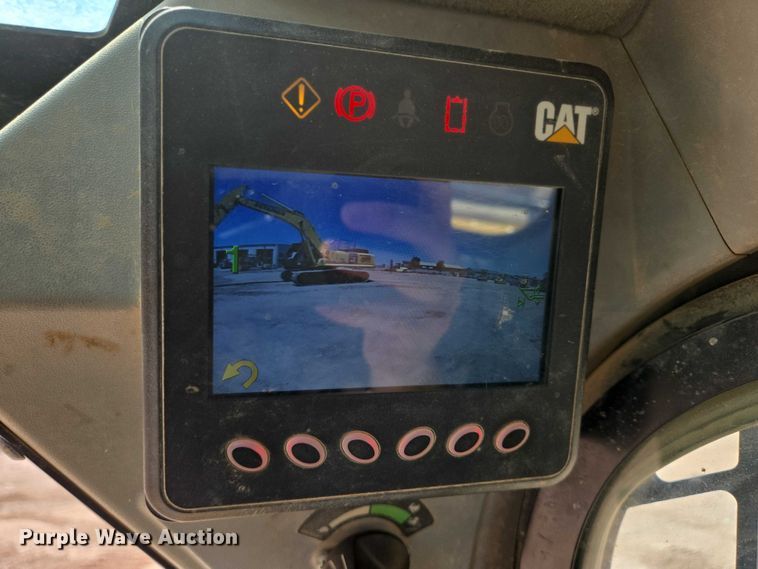 image for item DT7233 2019 Caterpillar 259D tracked skid steer loader