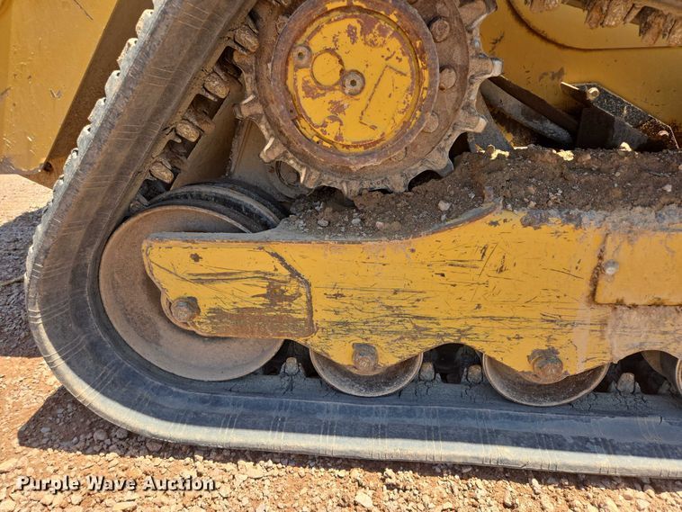 image for item DT7233 2019 Caterpillar 259D tracked skid steer loader