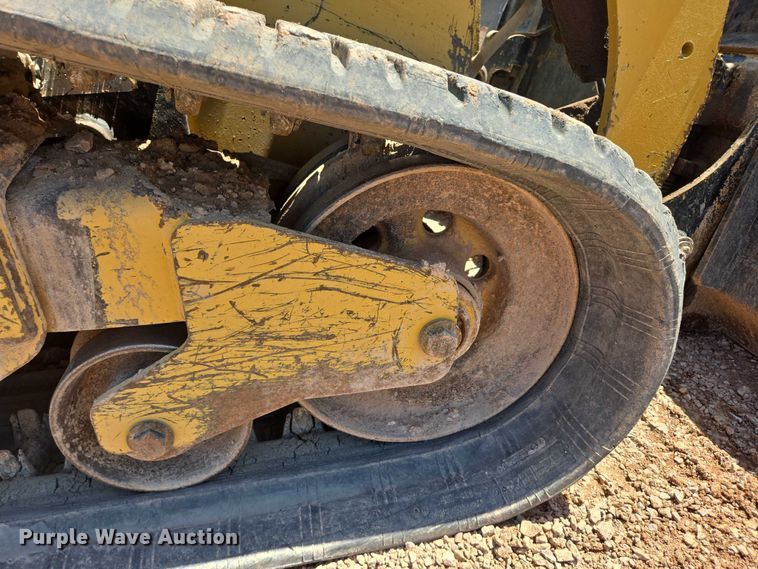 image for item DT7233 2019 Caterpillar 259D tracked skid steer loader