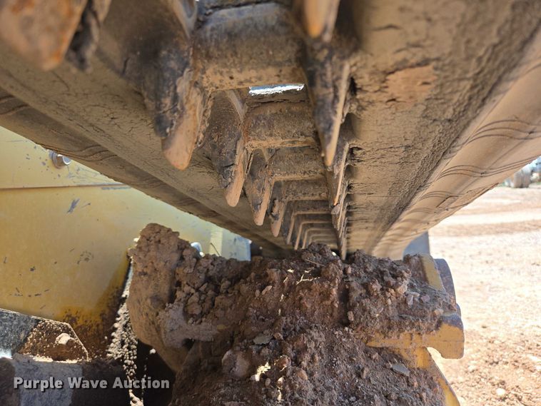 image for item DT7233 2019 Caterpillar 259D tracked skid steer loader