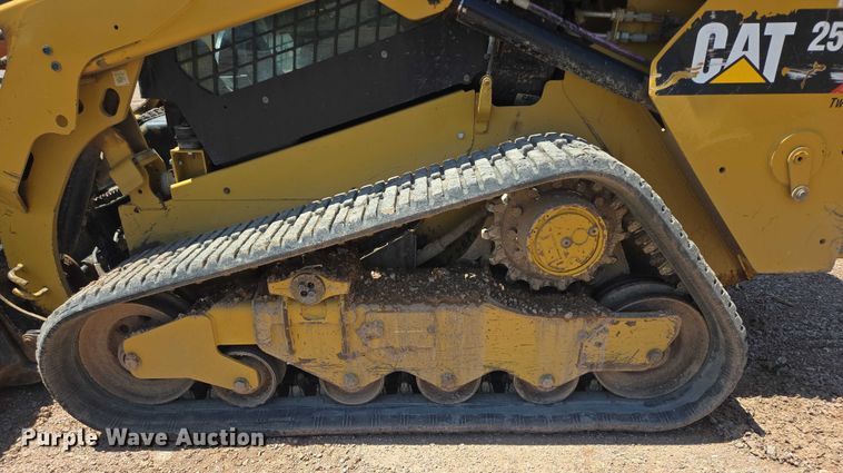 image for item DT7233 2019 Caterpillar 259D tracked skid steer loader