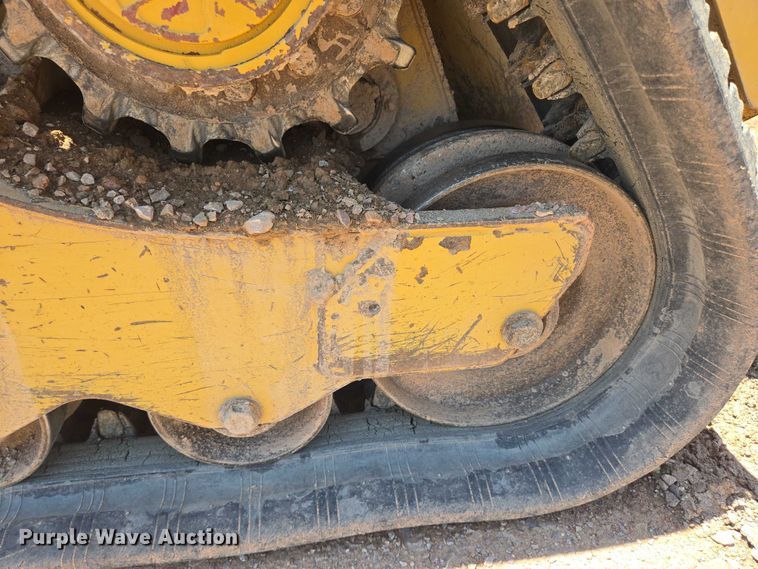 image for item DT7233 2019 Caterpillar 259D tracked skid steer loader