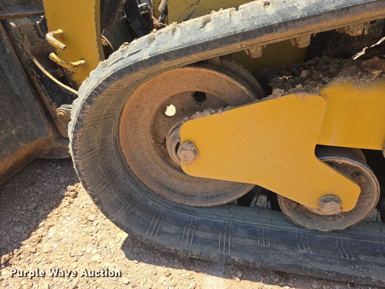 image for item DT7233 2019 Caterpillar 259D tracked skid steer loader