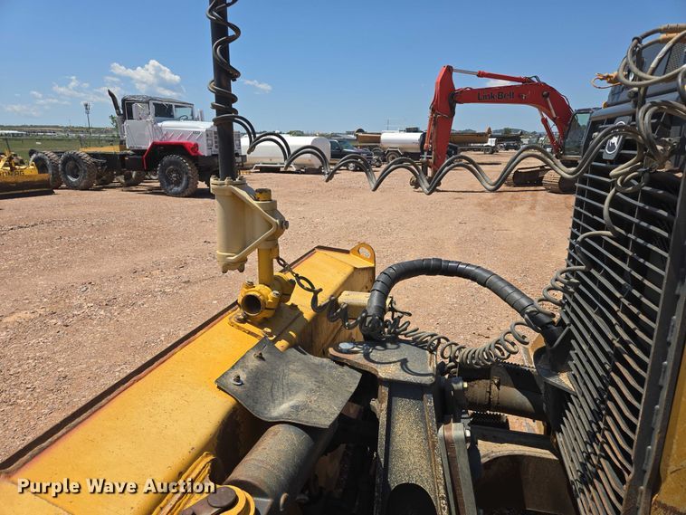 image for item DT7234 2015 John Deere 750K XLT dozer