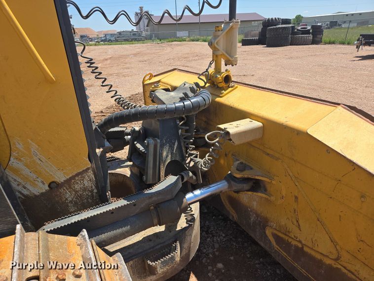 image for item DT7234 2015 John Deere 750K XLT dozer