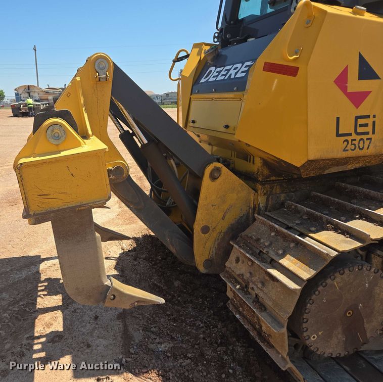 image for item DT7234 2015 John Deere 750K XLT dozer