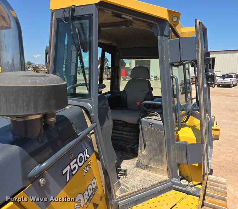 image for item DT7234 2015 John Deere 750K XLT dozer