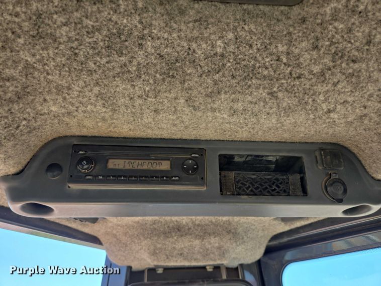 image for item DT7234 2015 John Deere 750K XLT dozer