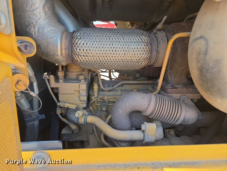 image for item DT7234 2015 John Deere 750K XLT dozer