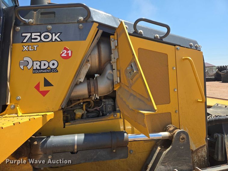 image for item DT7234 2015 John Deere 750K XLT dozer