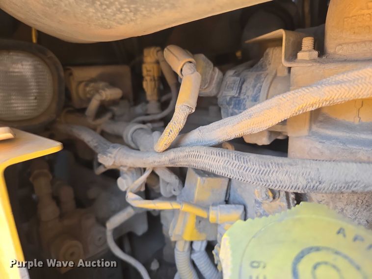 image for item DT7234 2015 John Deere 750K XLT dozer