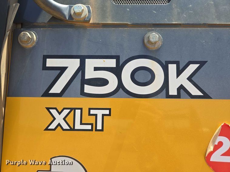 image for item DT7234 2015 John Deere 750K XLT dozer