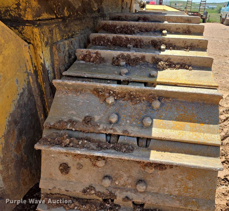 image for item DT7234 2015 John Deere 750K XLT dozer