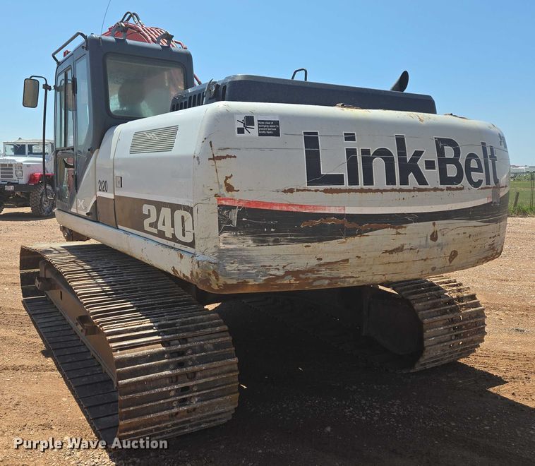 image for item DT7235 2008 Link-Belt 240 X2 excavator