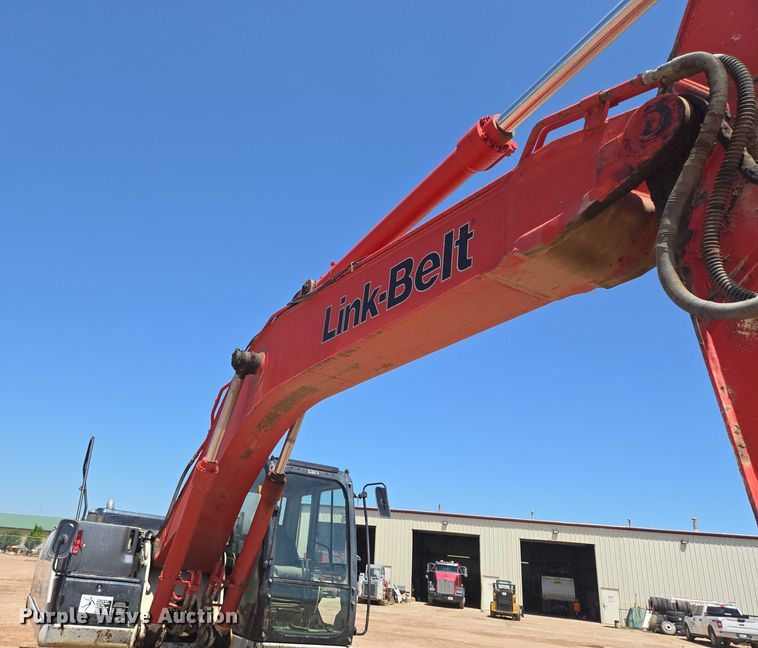image for item DT7235 2008 Link-Belt 240 X2 excavator