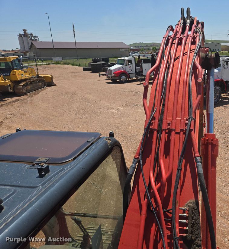 image for item DT7235 2008 Link-Belt 240 X2 excavator