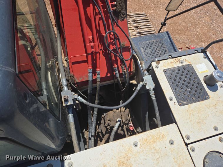 image for item DT7235 2008 Link-Belt 240 X2 excavator