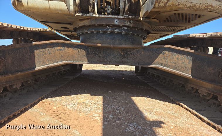 image for item DT7235 2008 Link-Belt 240 X2 excavator