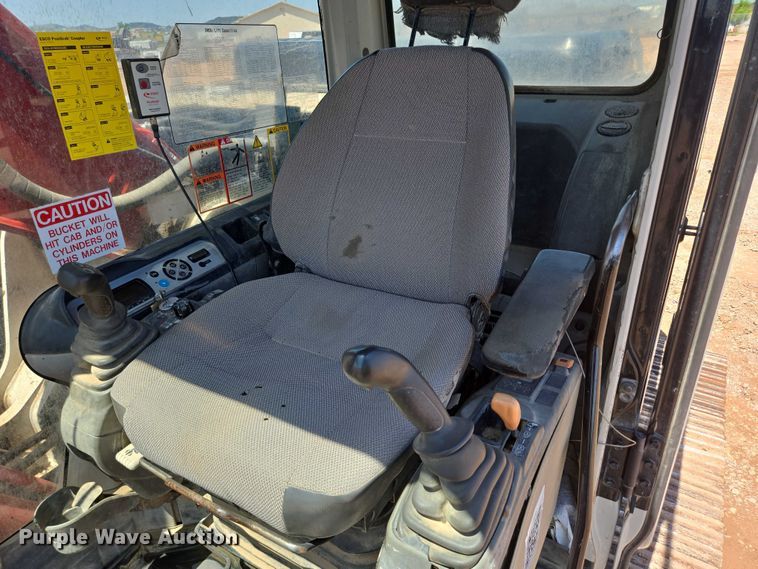 image for item DT7235 2008 Link-Belt 240 X2 excavator