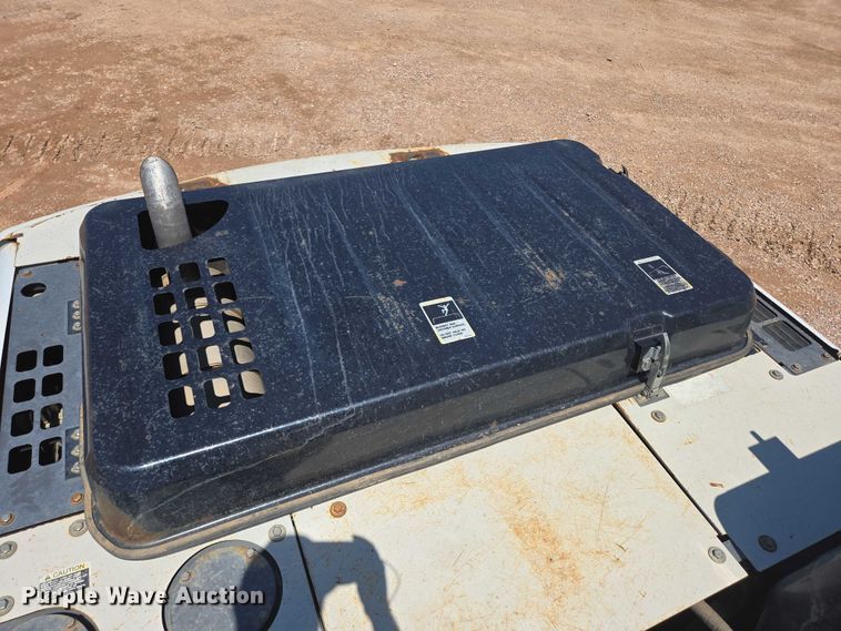 image for item DT7235 2008 Link-Belt 240 X2 excavator