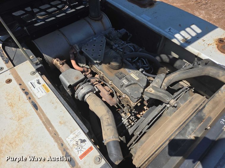 image for item DT7235 2008 Link-Belt 240 X2 excavator