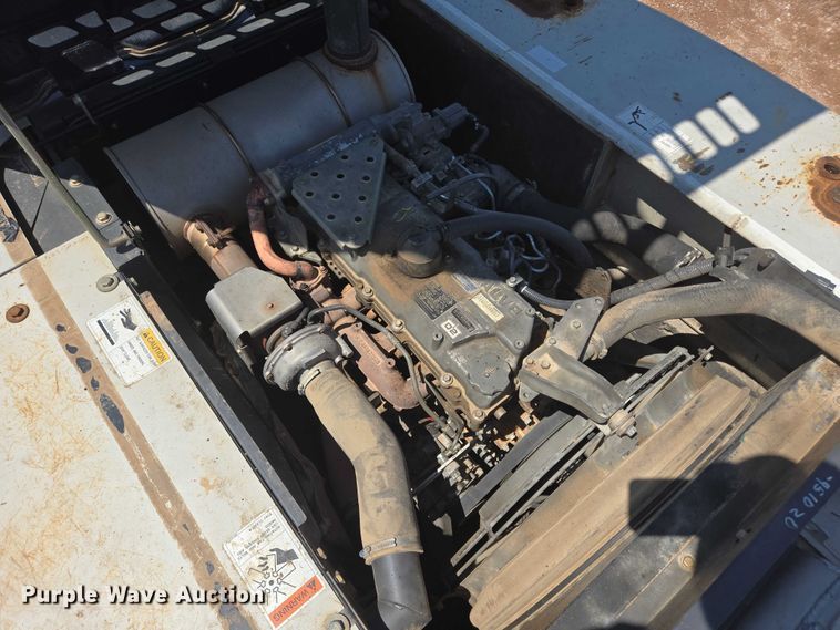 image for item DT7235 2008 Link-Belt 240 X2 excavator