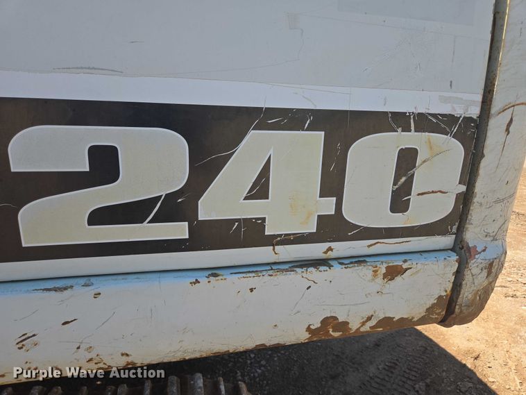 image for item DT7235 2008 Link-Belt 240 X2 excavator