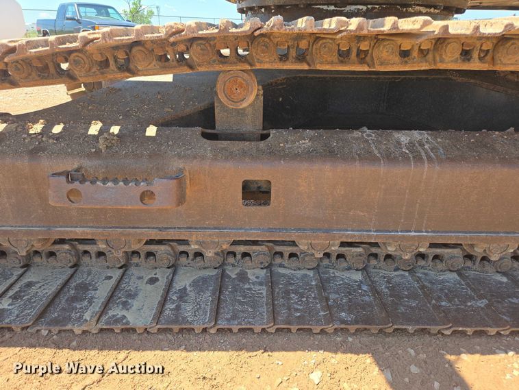image for item DT7235 2008 Link-Belt 240 X2 excavator
