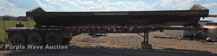 image for item DT7236 2007 Trail King side dump trailer