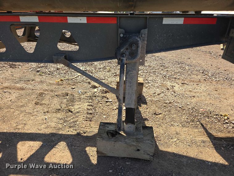 image for item DT7236 2007 Trail King side dump trailer