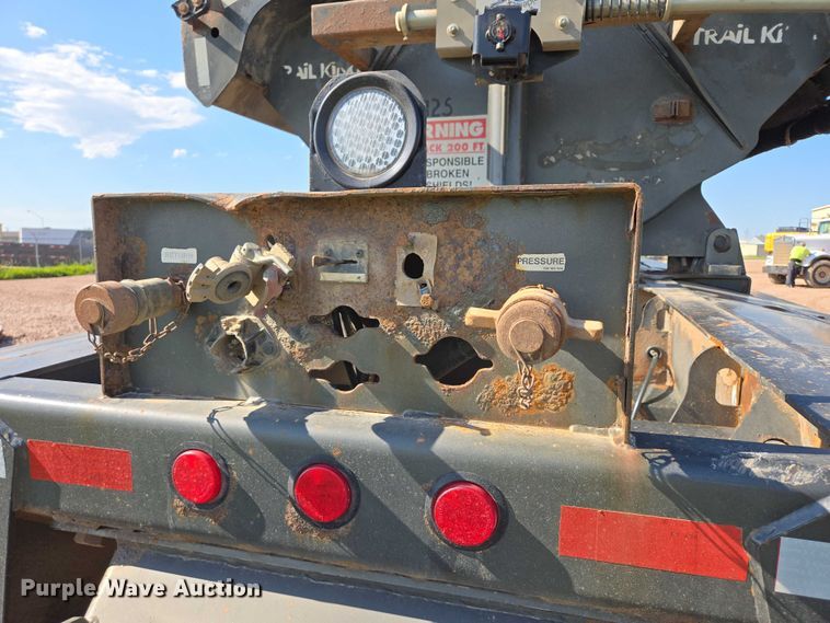 image for item DT7236 2007 Trail King side dump trailer