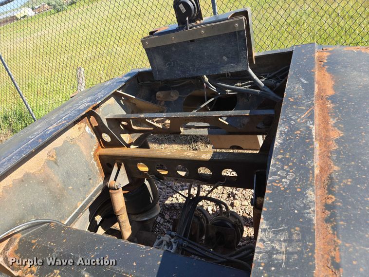 image for item DT7236 2007 Trail King side dump trailer