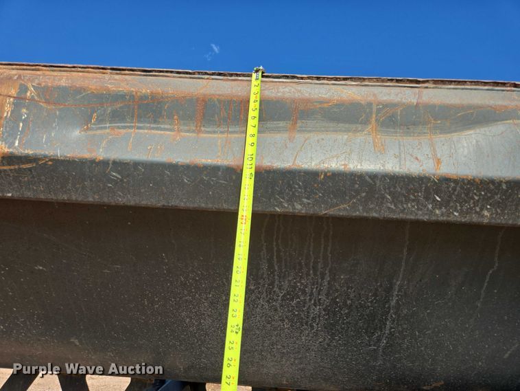 image for item DT7236 2007 Trail King side dump trailer