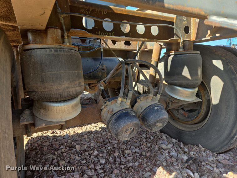 image for item DT7236 2007 Trail King side dump trailer