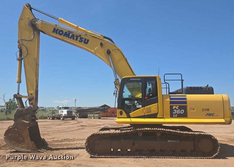 image for item DT7237 2014 Komatsu PC360LC-10 excavator