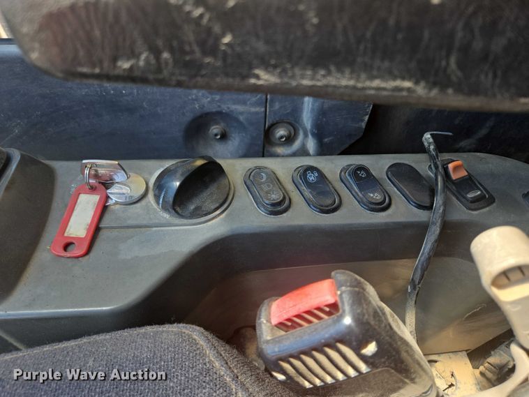 image for item DT7237 2014 Komatsu PC360LC-10 excavator