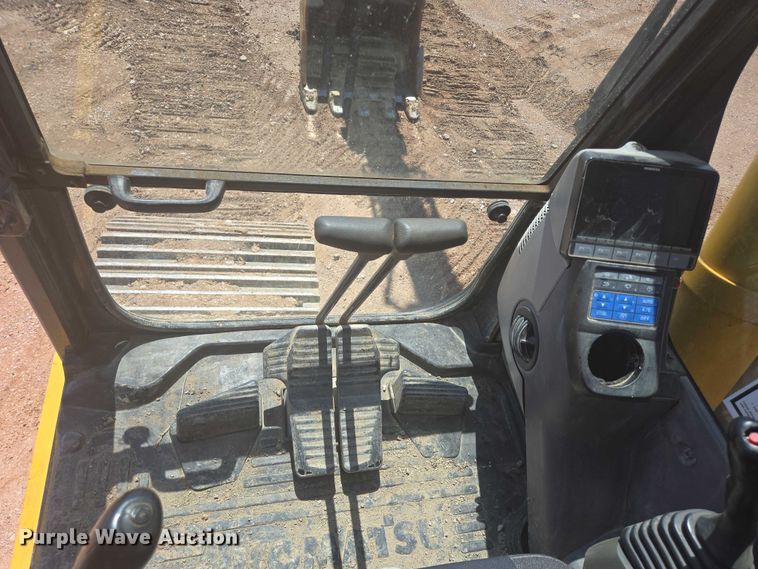 image for item DT7237 2014 Komatsu PC360LC-10 excavator