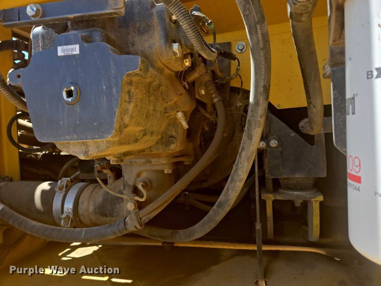 image for item DT7237 2014 Komatsu PC360LC-10 excavator