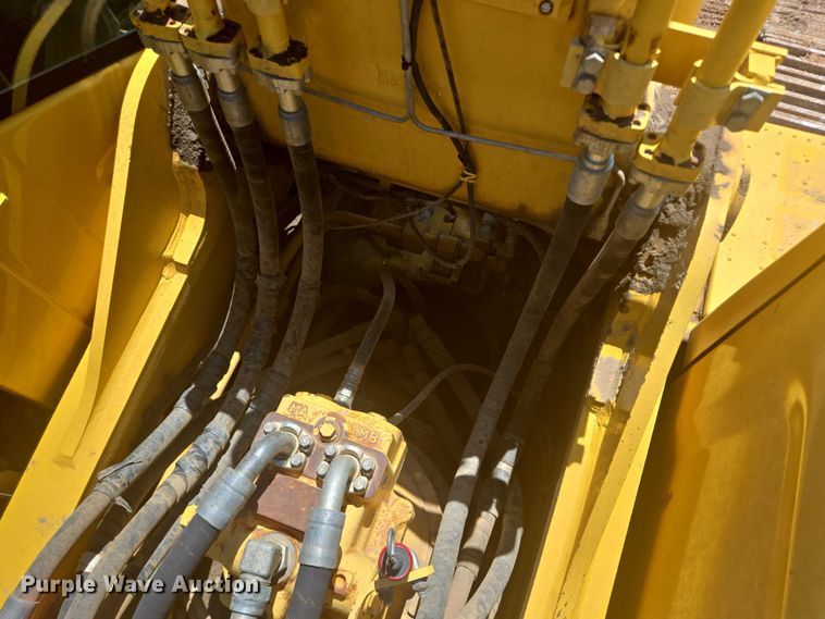 image for item DT7237 2014 Komatsu PC360LC-10 excavator