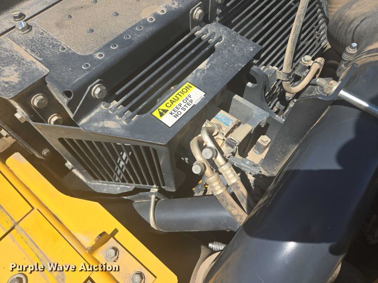 image for item DT7237 2014 Komatsu PC360LC-10 excavator