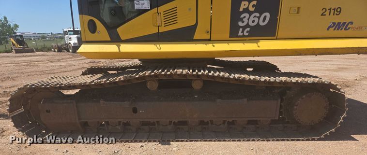 image for item DT7237 2014 Komatsu PC360LC-10 excavator