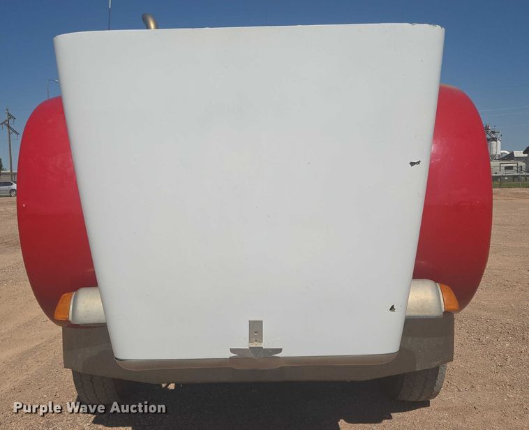 image for item DT7239 2007 Peterbilt 357 dump truck