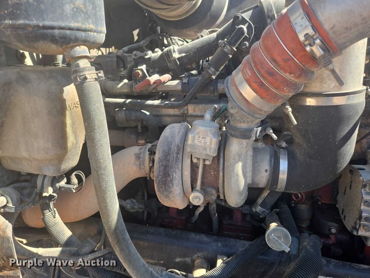 image for item DT7239 2007 Peterbilt 357 dump truck