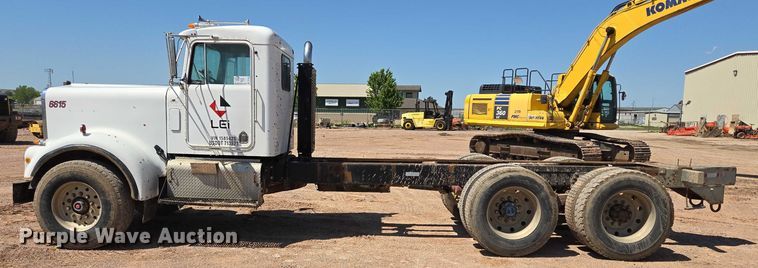 image for item DT7240 1977 Kenworth W900A truck cab and chassis