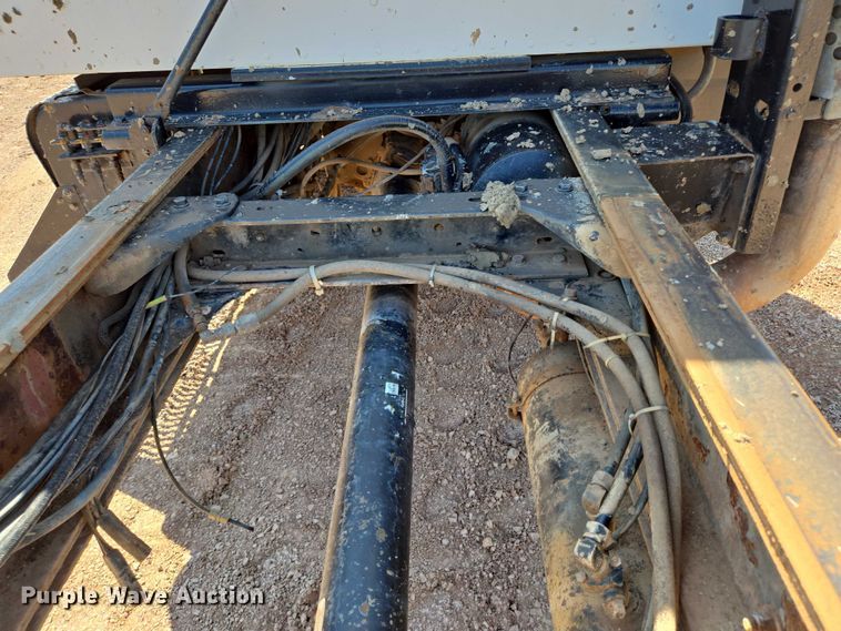 image for item DT7240 1977 Kenworth W900A truck cab and chassis