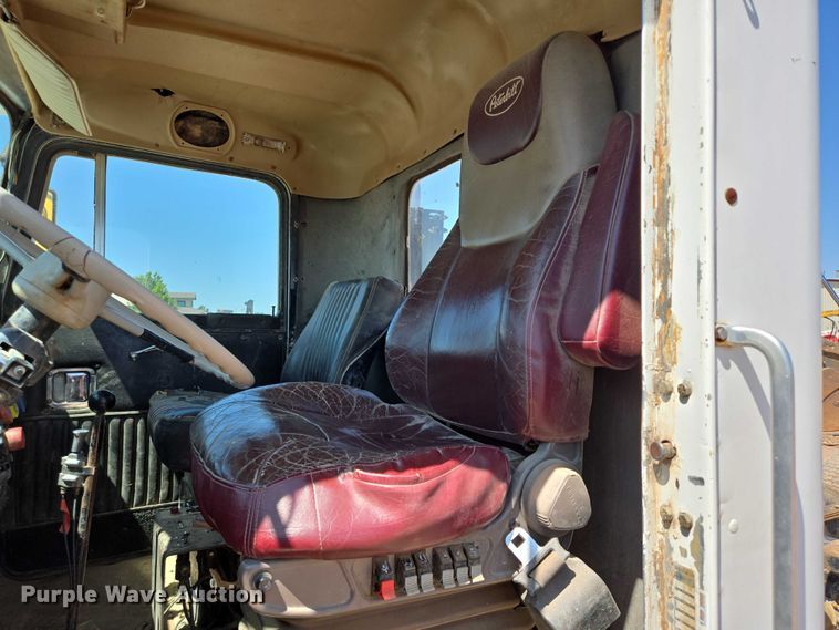 image for item DT7240 1977 Kenworth W900A truck cab and chassis