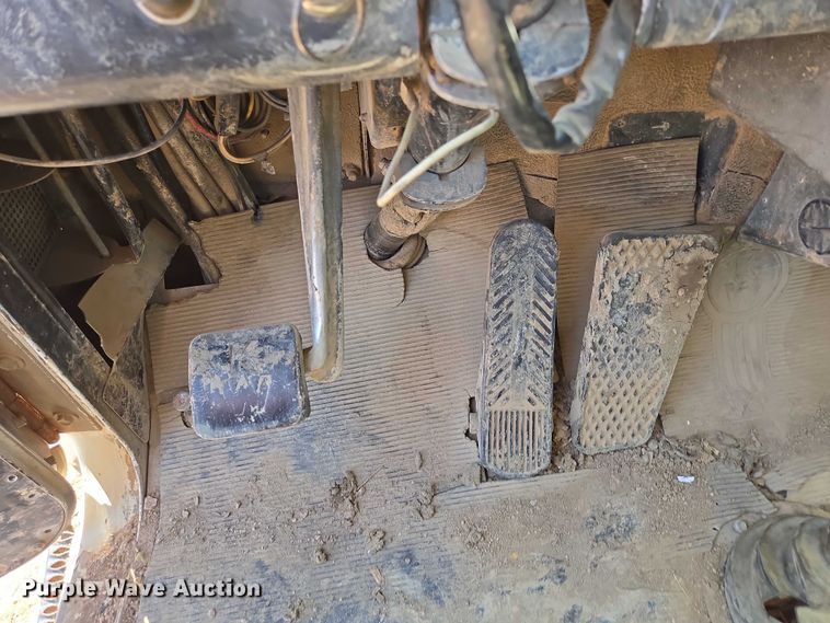 image for item DT7240 1977 Kenworth W900A truck cab and chassis