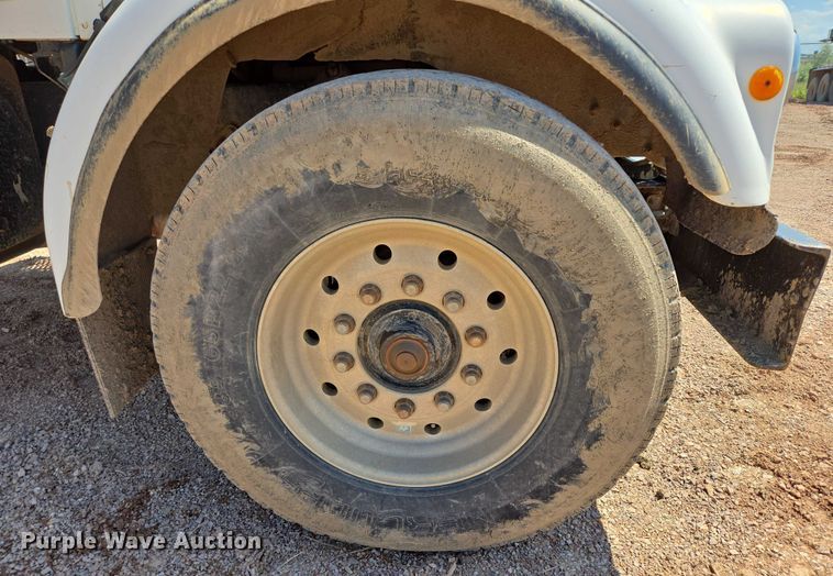 image for item DT7240 1977 Kenworth W900A truck cab and chassis