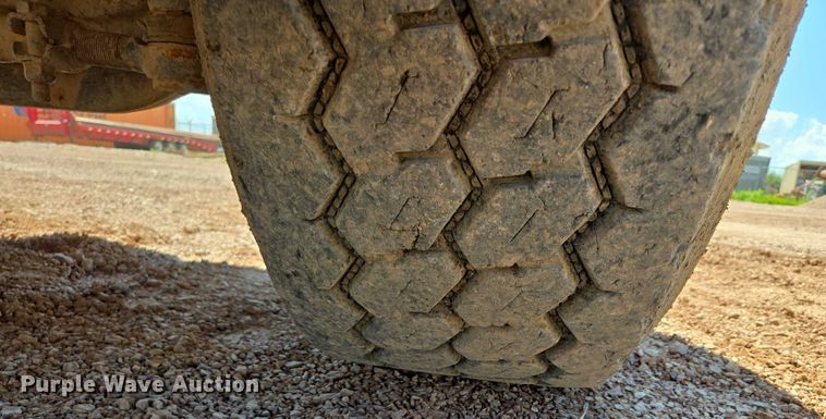 image for item DT7240 1977 Kenworth W900A truck cab and chassis