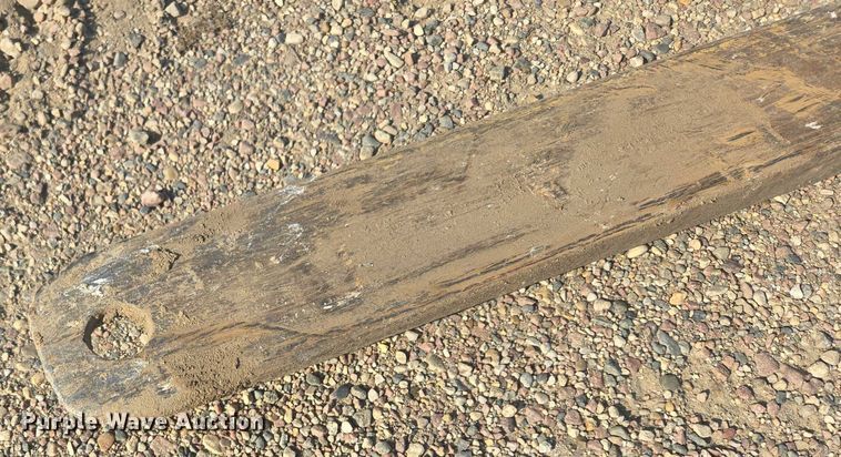 image for item DT7242 2010 Caterpillar 262C skid steer loader